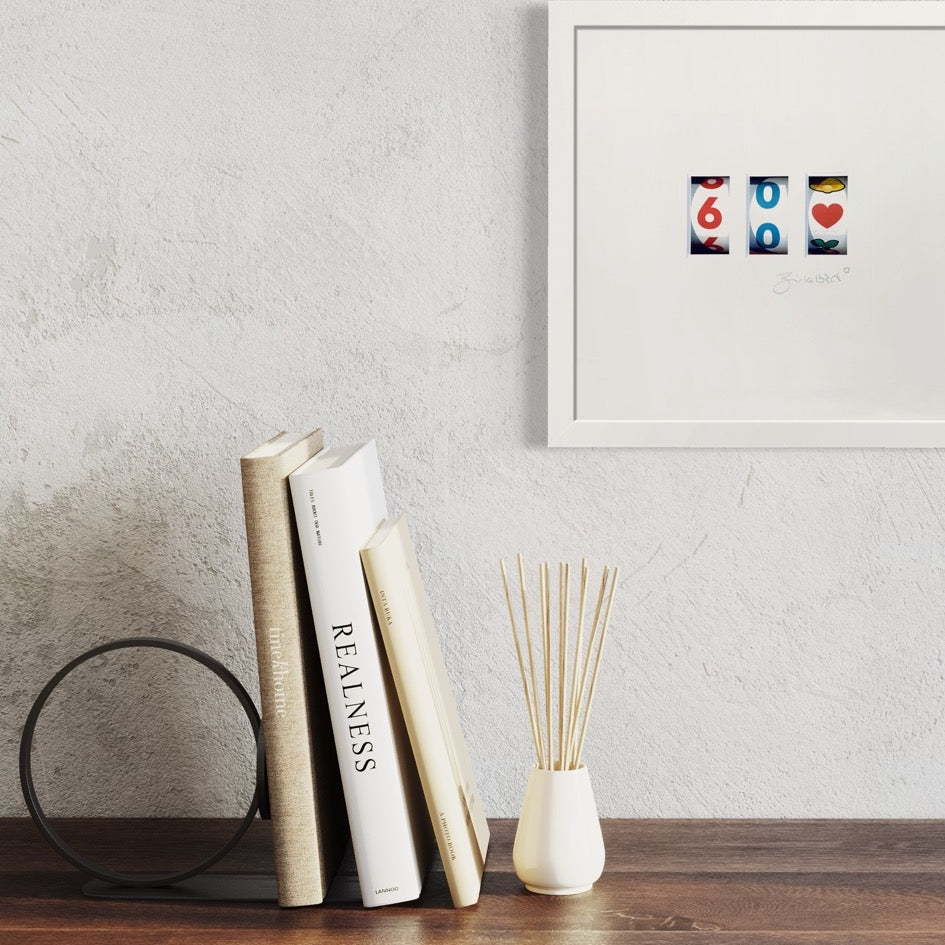 3D-Wandbild 'Happy Birthday' im Wohnraum, 35x35x7,5 cm