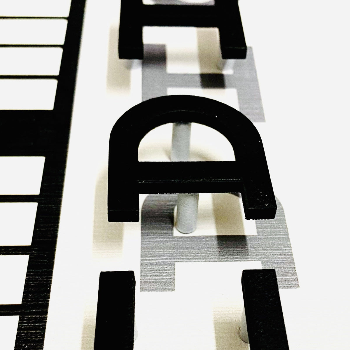 3D-Objektbild 'Bauhaus-Schriftzug', Detailansicht 2